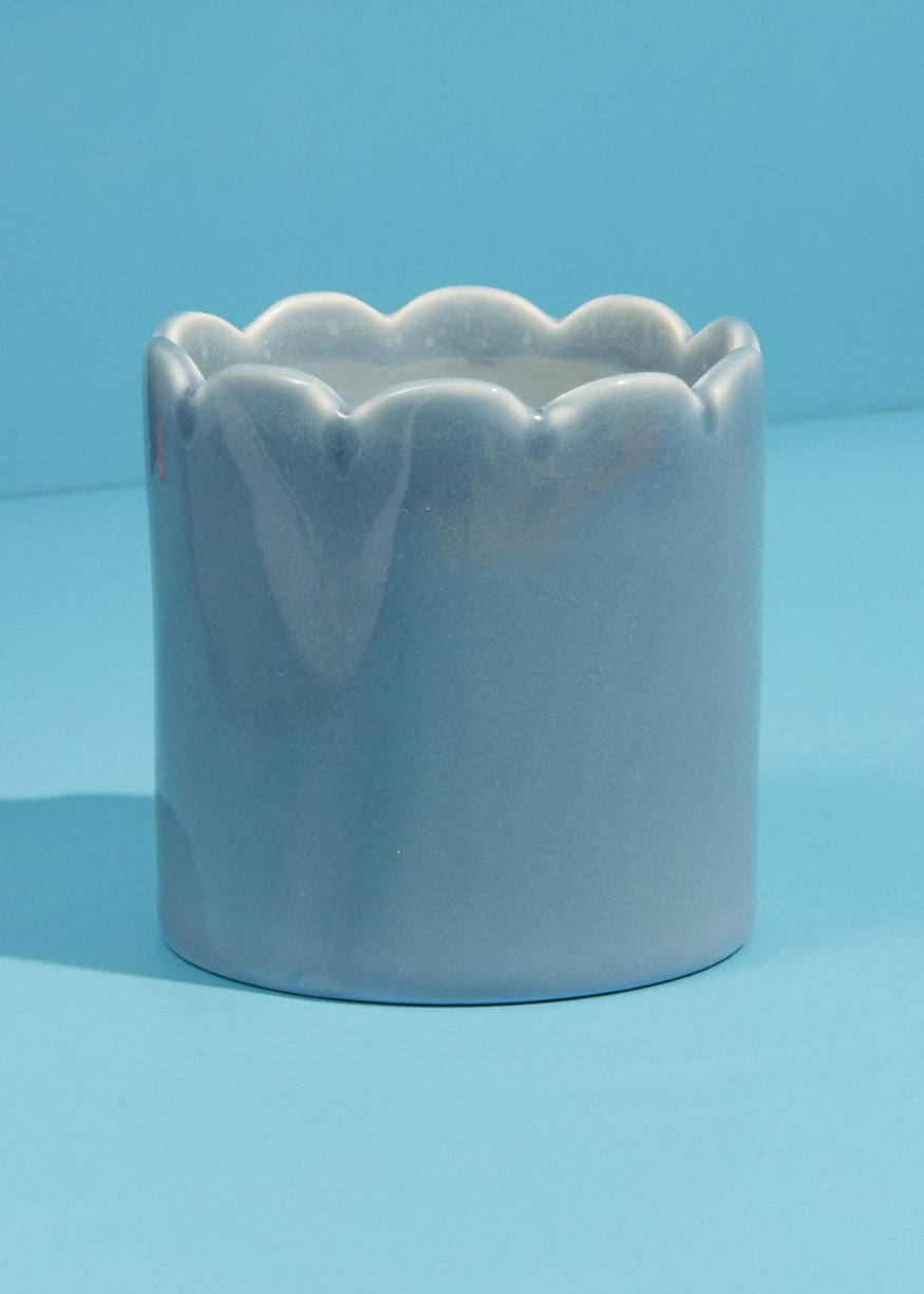 Ceramic Scalloped Sky Blue Candle - Amber & Bergamot