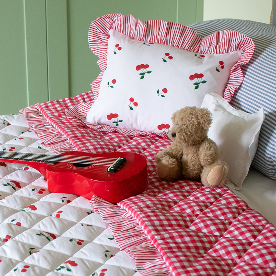 organic cotton nursery decor & accessories quilt set