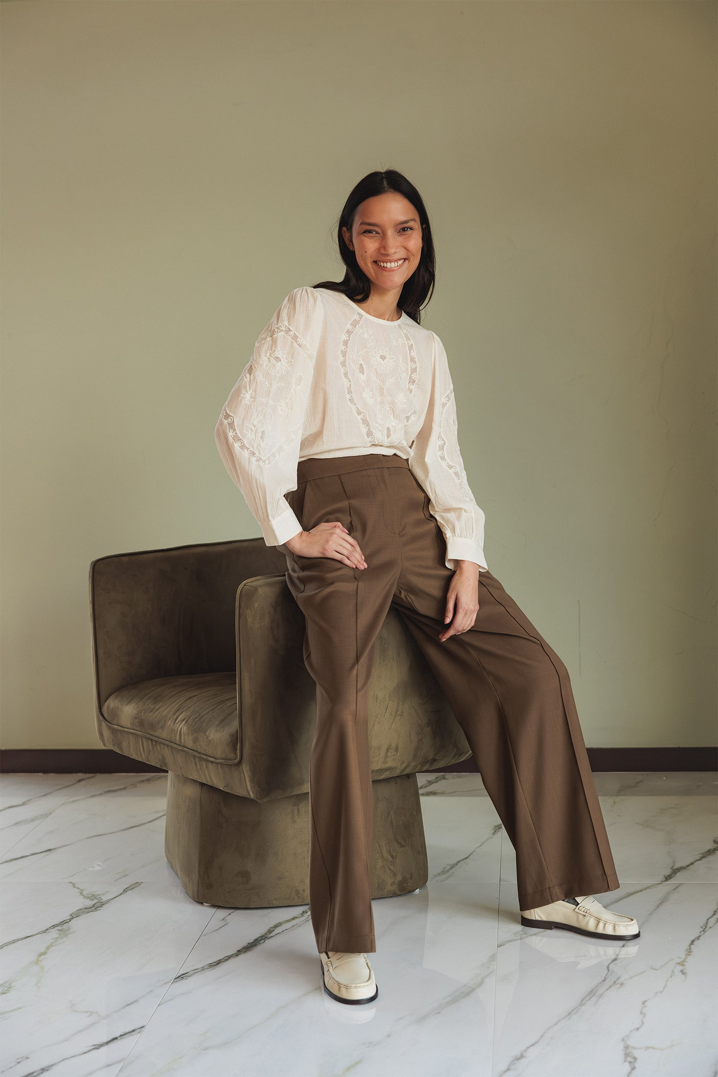 Indi & Cold at Quinn Says UK Stockist