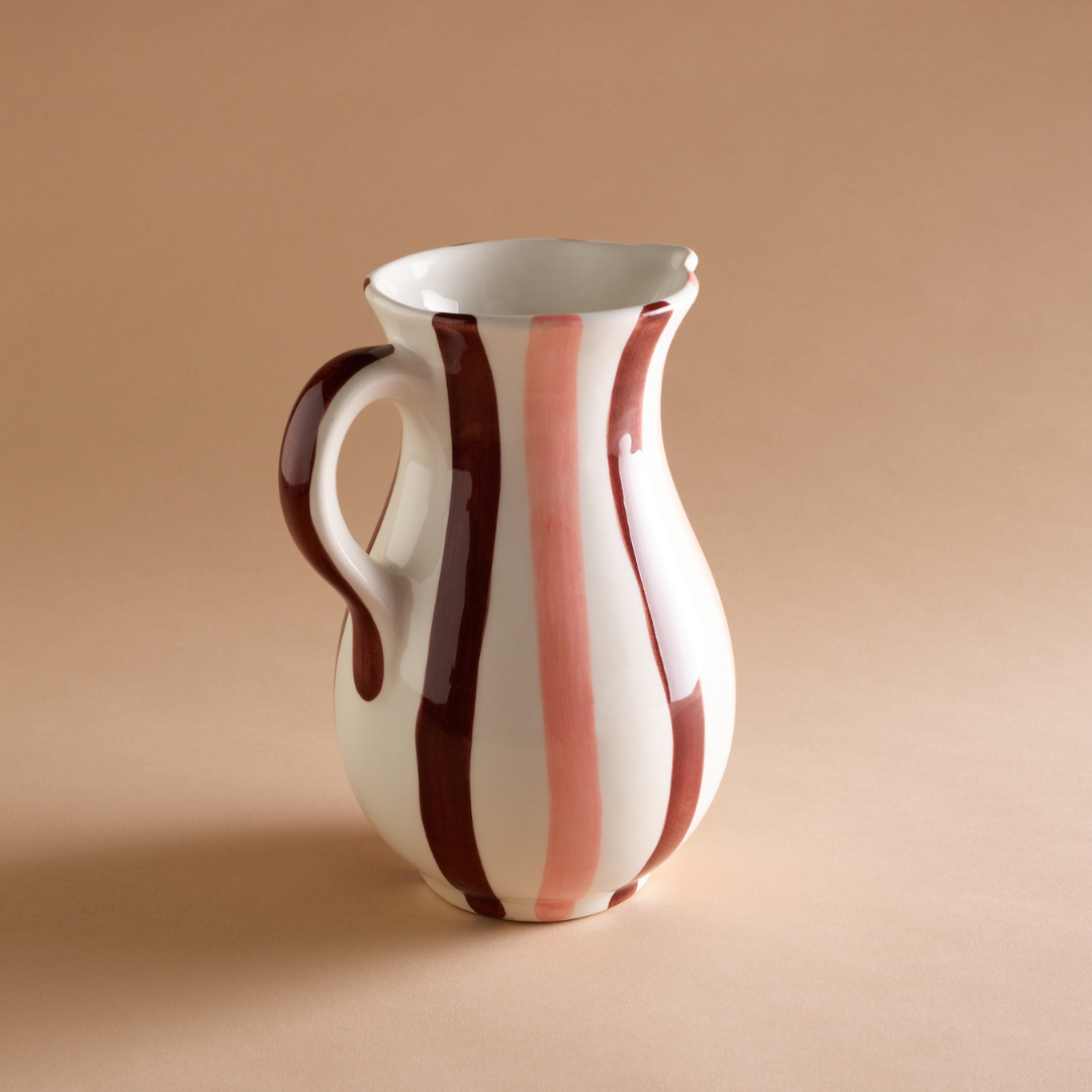 Table Jugs & Vases