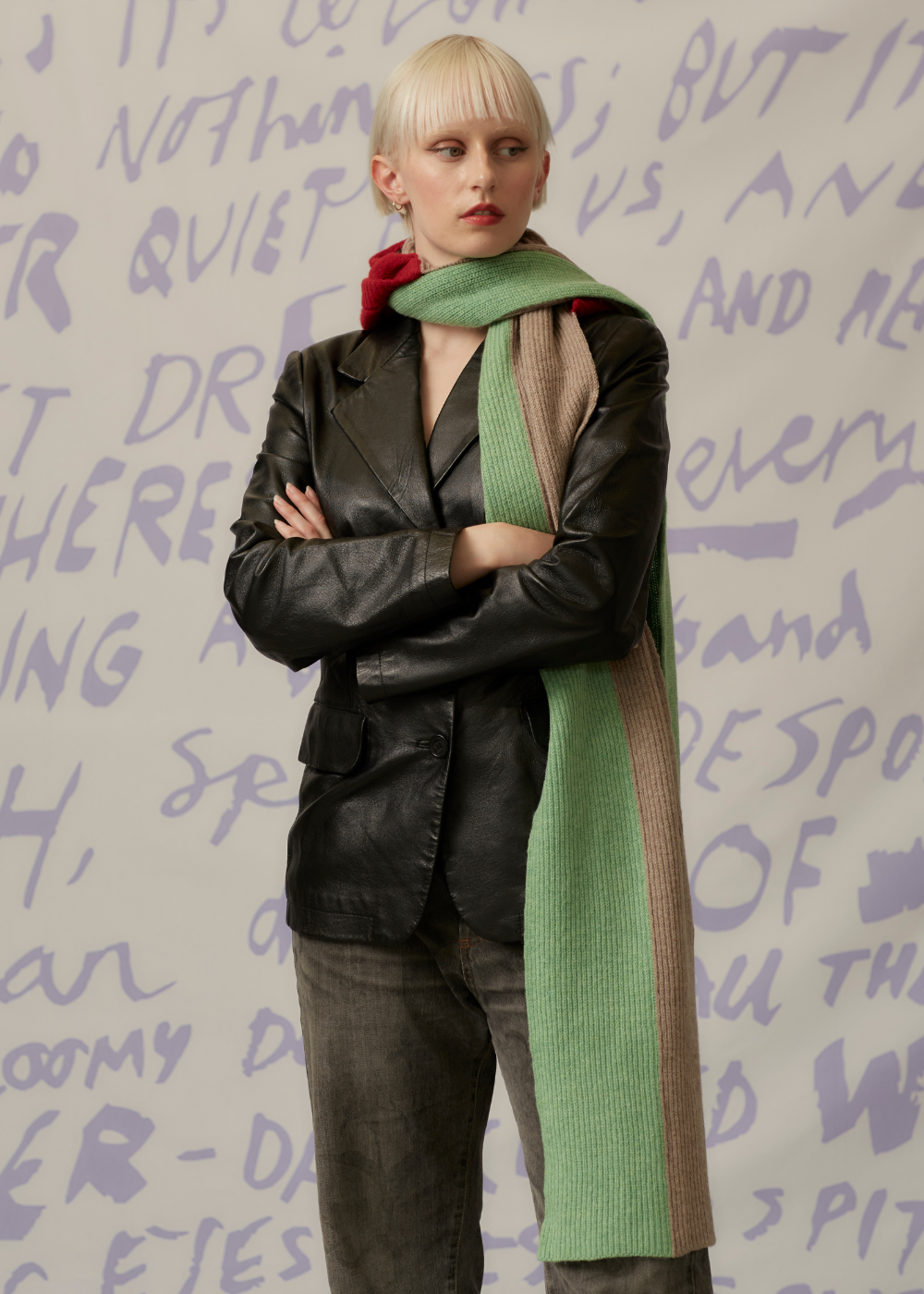 HADES Wool The Hooded Scarf | Red