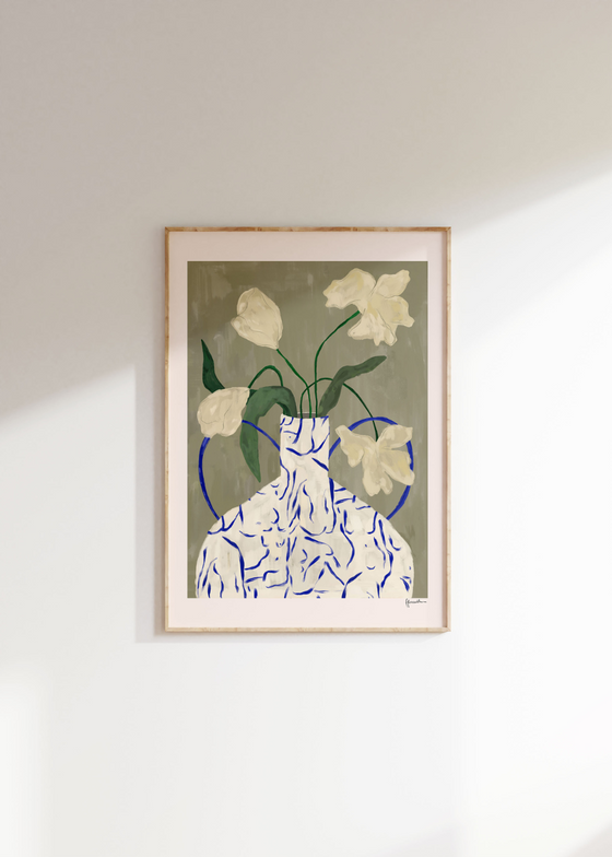 Frankie Penwill - Off White Flowers In Lady Vase Art Print
