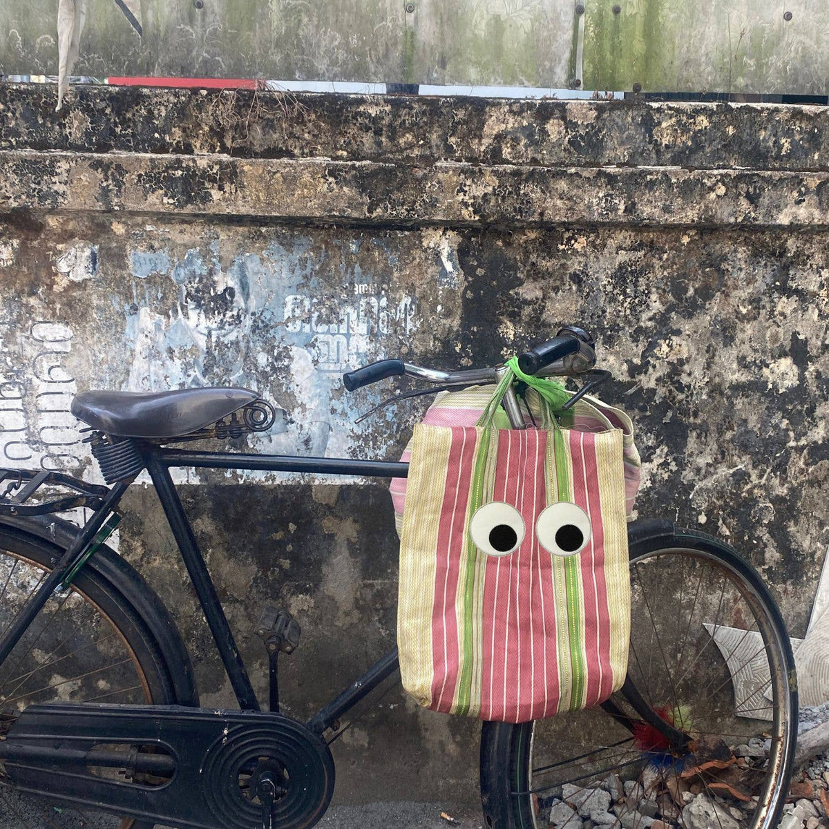Petra Boase - Googly Eyes Iron-On Embroidered Patches