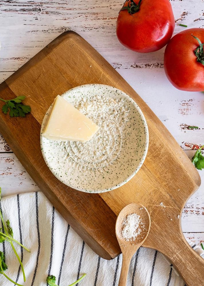 Ceramic Plate Grater in Speckled White (Small)