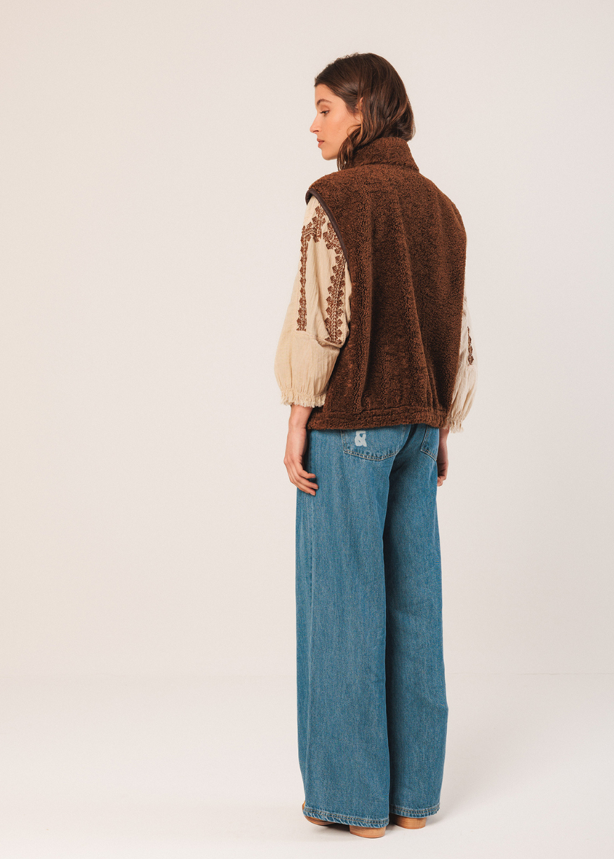 Indi & Cold Chaleco Chocolate Sleeveless Jacket