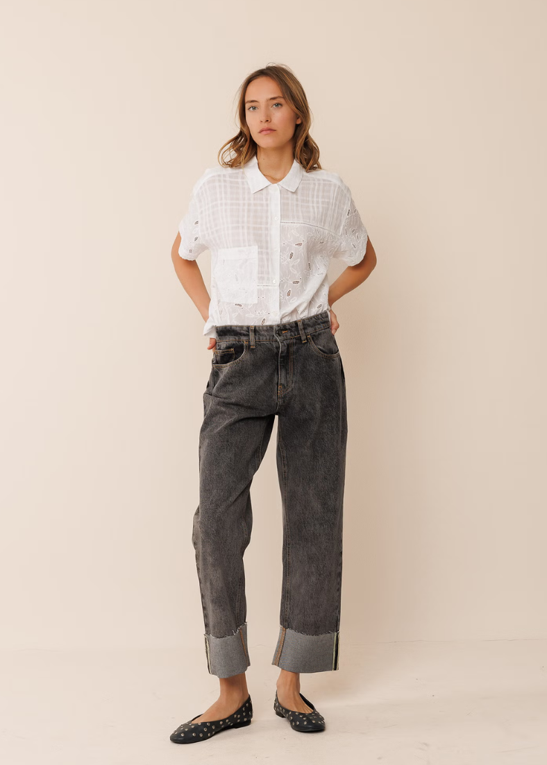 Indi & Cold Short-Sleeved Embroidered Shirt