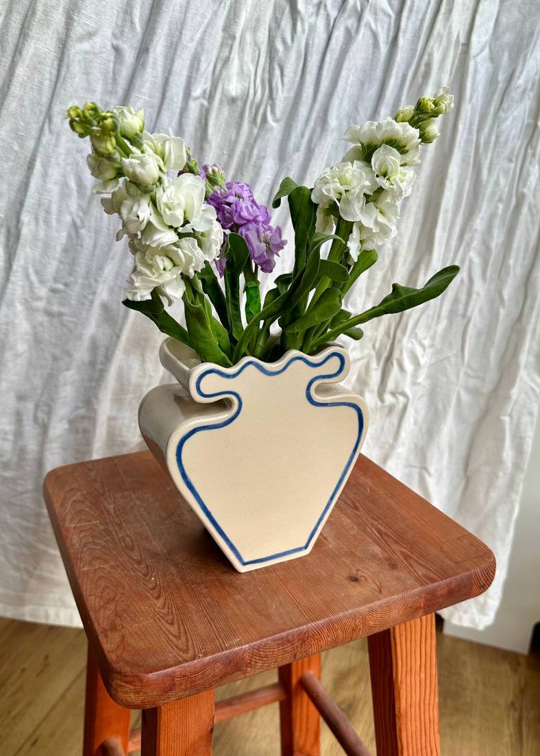 Mini Outline Vase: Blue