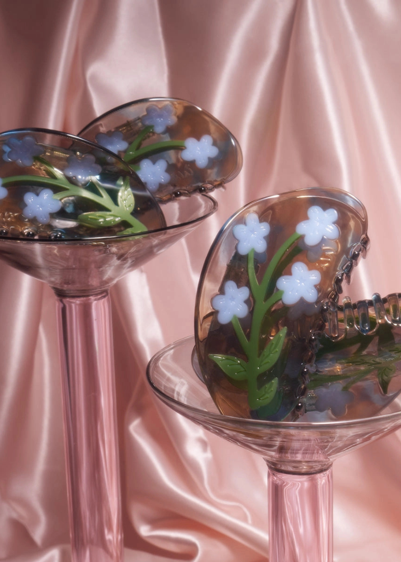 Winona Irene Forget-Me-Not Flower Acetate Hair Claw Clip
