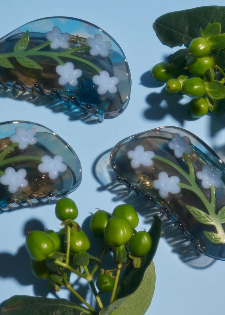 Winona Irene Forget-Me-Not Flower Acetate Hair Claw Clip
