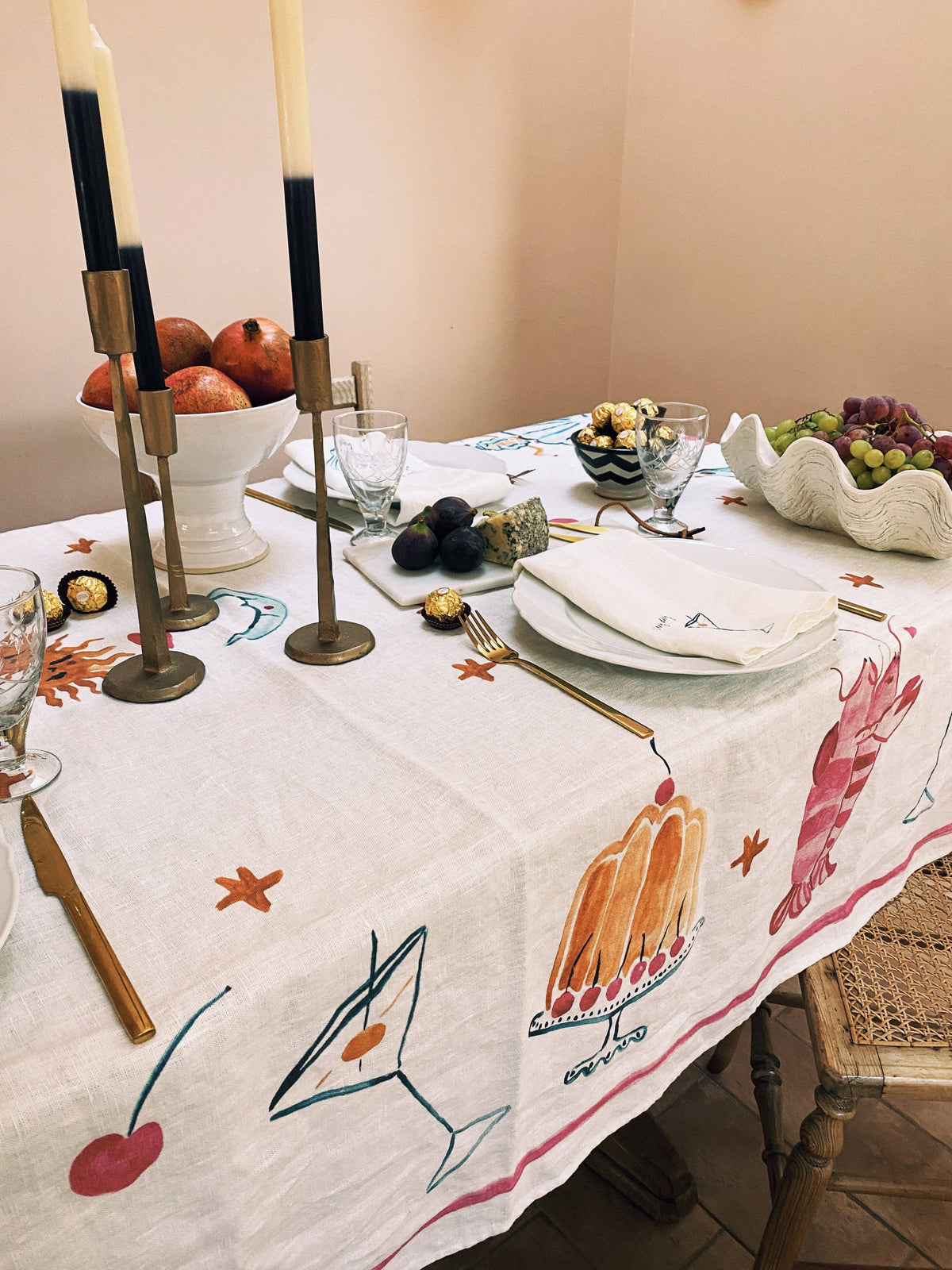Dinette - Illustrated Tablecloth - Medium