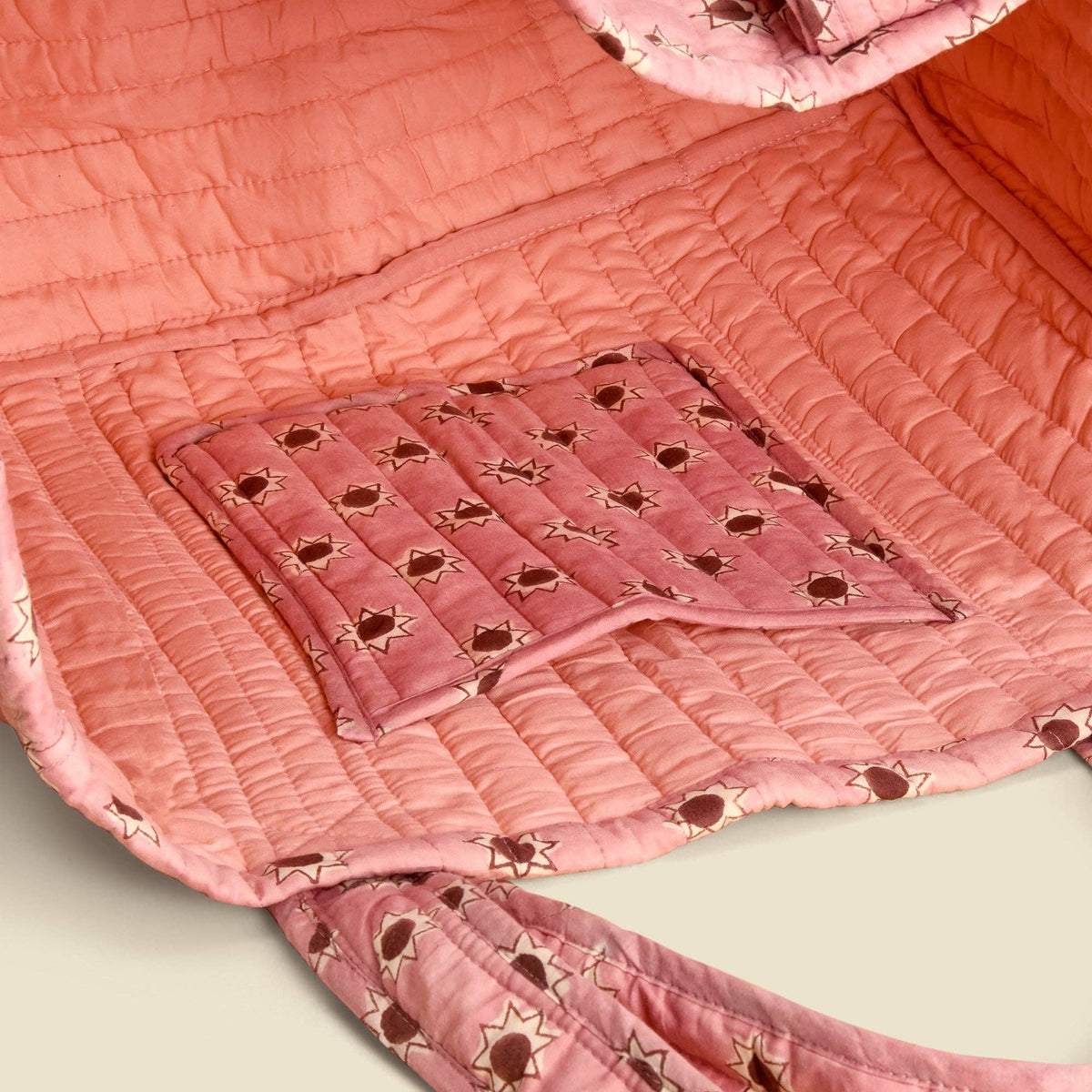 YONDER. - Quilted Carry All - Bon Bon Floss