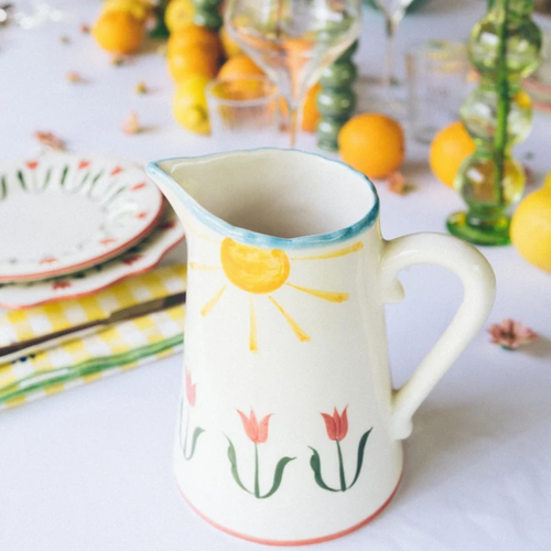 Denise - Fan Fan Pitcher - Red