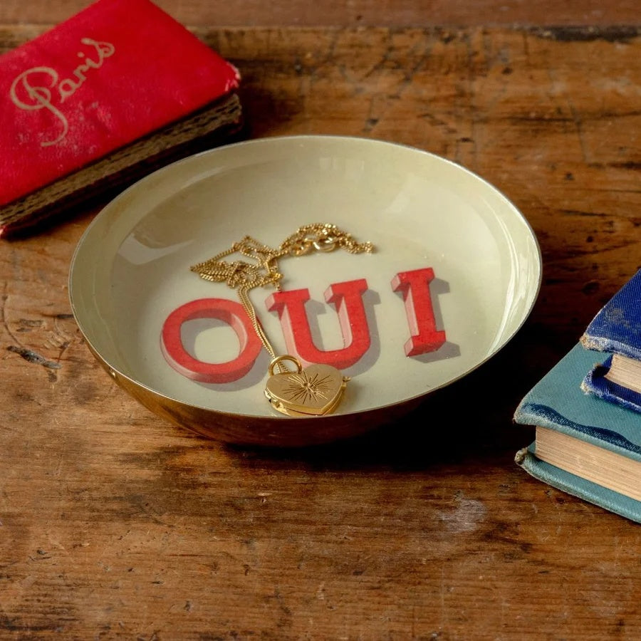 Roomytown - Oui Round Enamel Tray